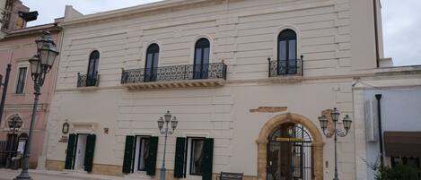 Fachada de la propiedad