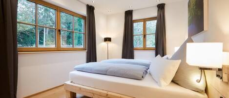 1 bedroom, in-room safe, iron/ironing board, travel crib