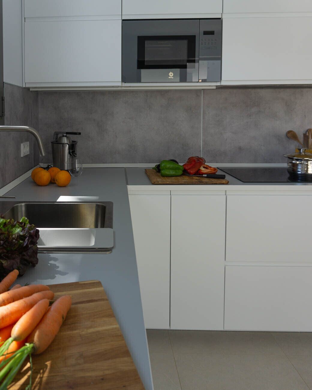 Réfrigérateur, micro-ondes, four, lave-vaisselle