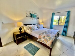 3 Schlafzimmer, Zimmersafe, Bügeleisen/Bügelbrett, Reisekinderbett