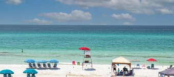 Above the Sea in Old Florida Cottages. South of 30a, Sunset views, Mins to beach