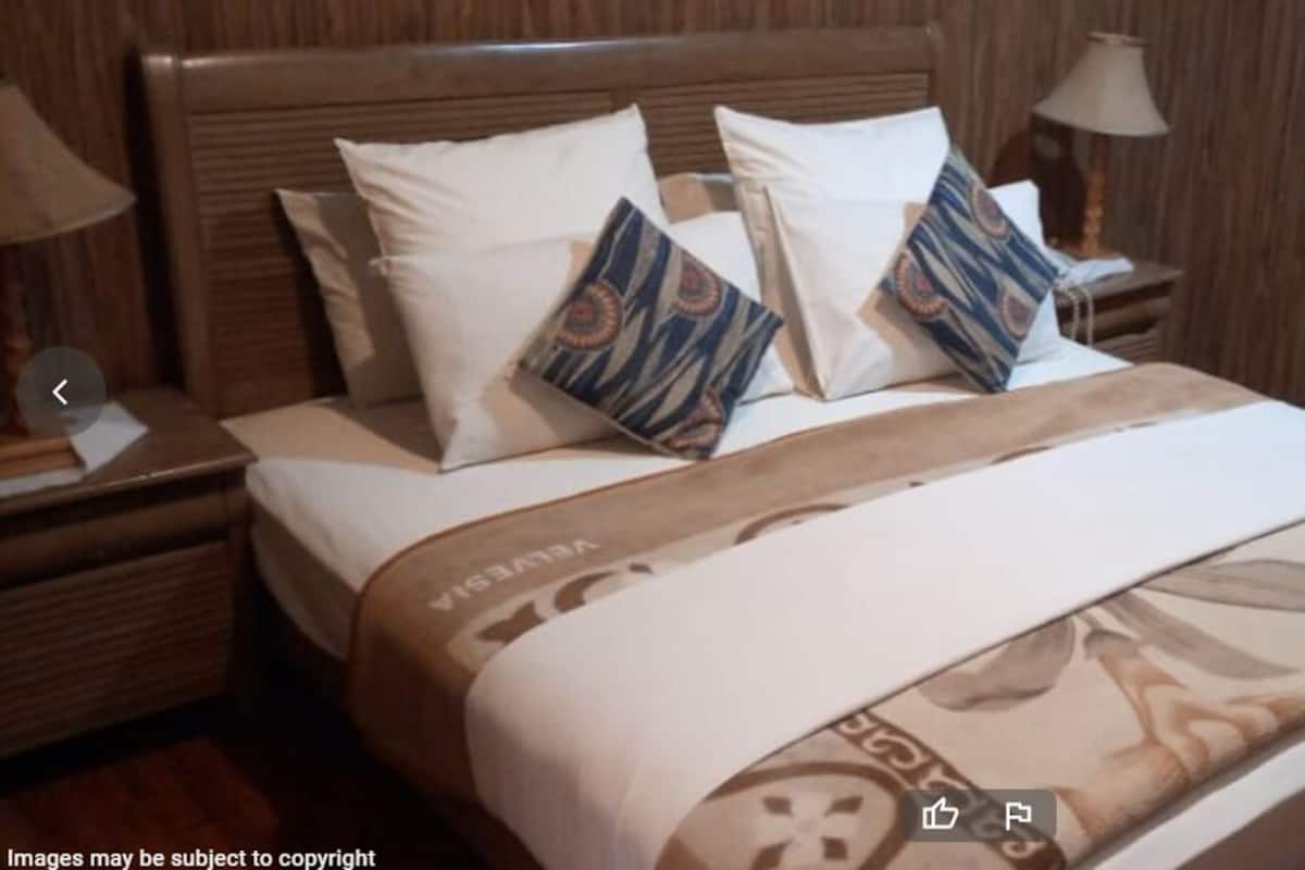 Deluxe Double or Twin Room | Iron/ironing board, free WiFi, bed sheets