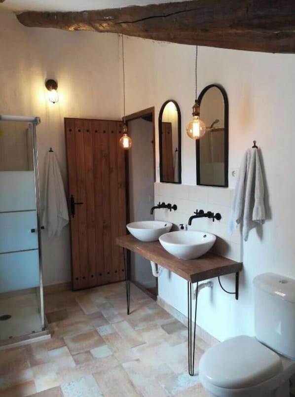 Shower, soap, toilet paper