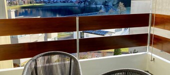 Wunderstay Alpine 303 New Studio with Lake & Mountain View