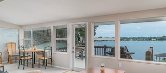 Lake June Escape House