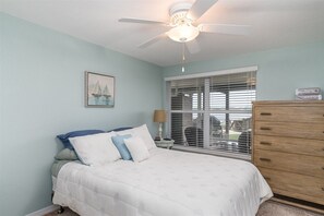 7 bedrooms, iron/ironing board, free WiFi, bed sheets