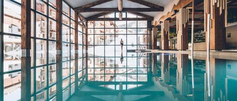 Piscine couverte, piscine chauffée