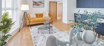 Host & Stay | Anchors Away