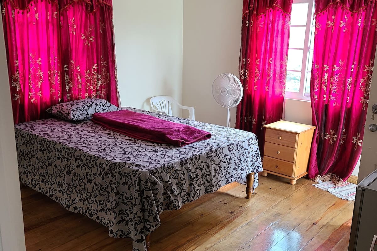 Kamar Superior | Wi-Fi gratis dan seprai linen