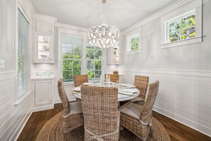 Dining - Relax in Style at this Peaceful Cottage with Zero-Entry Pool Access & 4 Bikes (30A WaterSound)