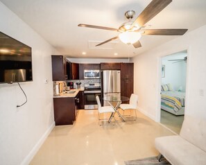 1 bedroom, iron/ironing board, WiFi