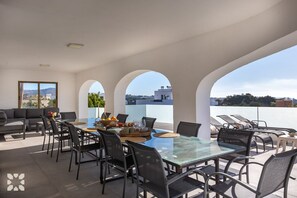 Outdoor dining - Villa AUSINA by Abahana Villas (Calpe)