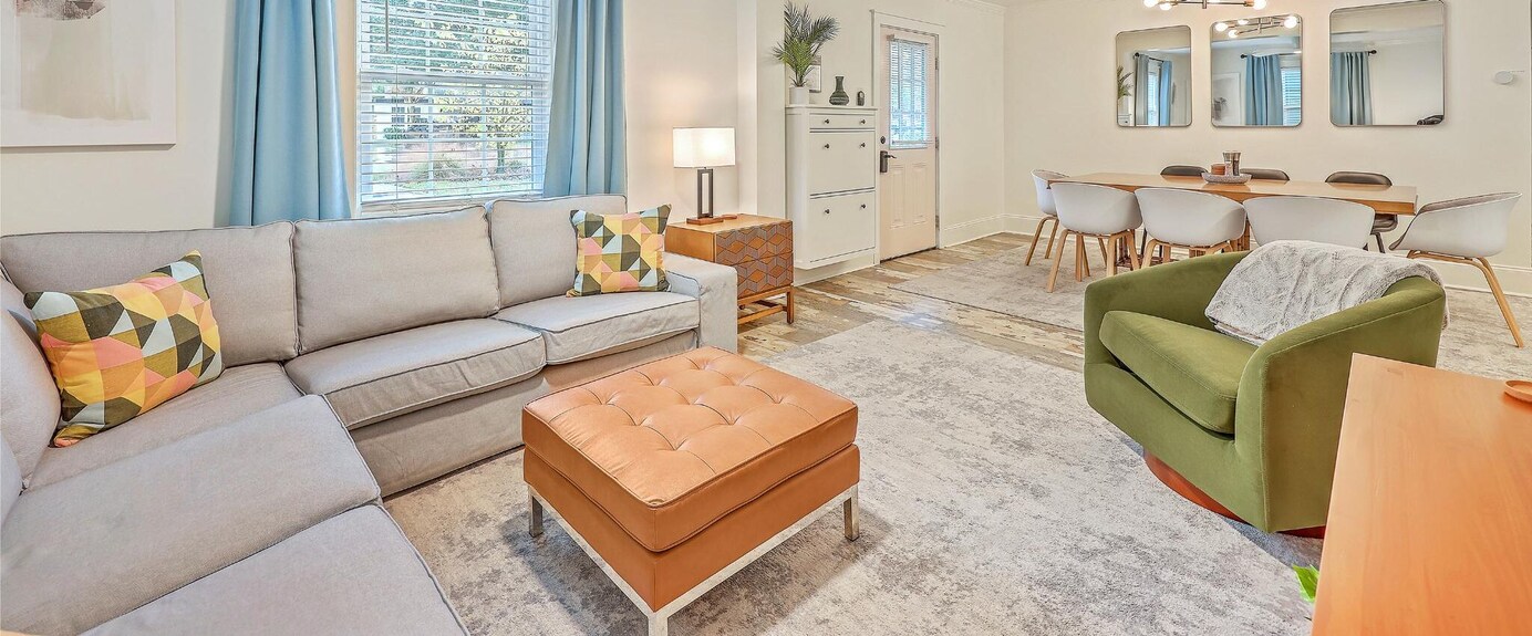 Fully Loaded Home ~ Kid Friendly ~ Outdoor Space - Mount Pleasant, SC