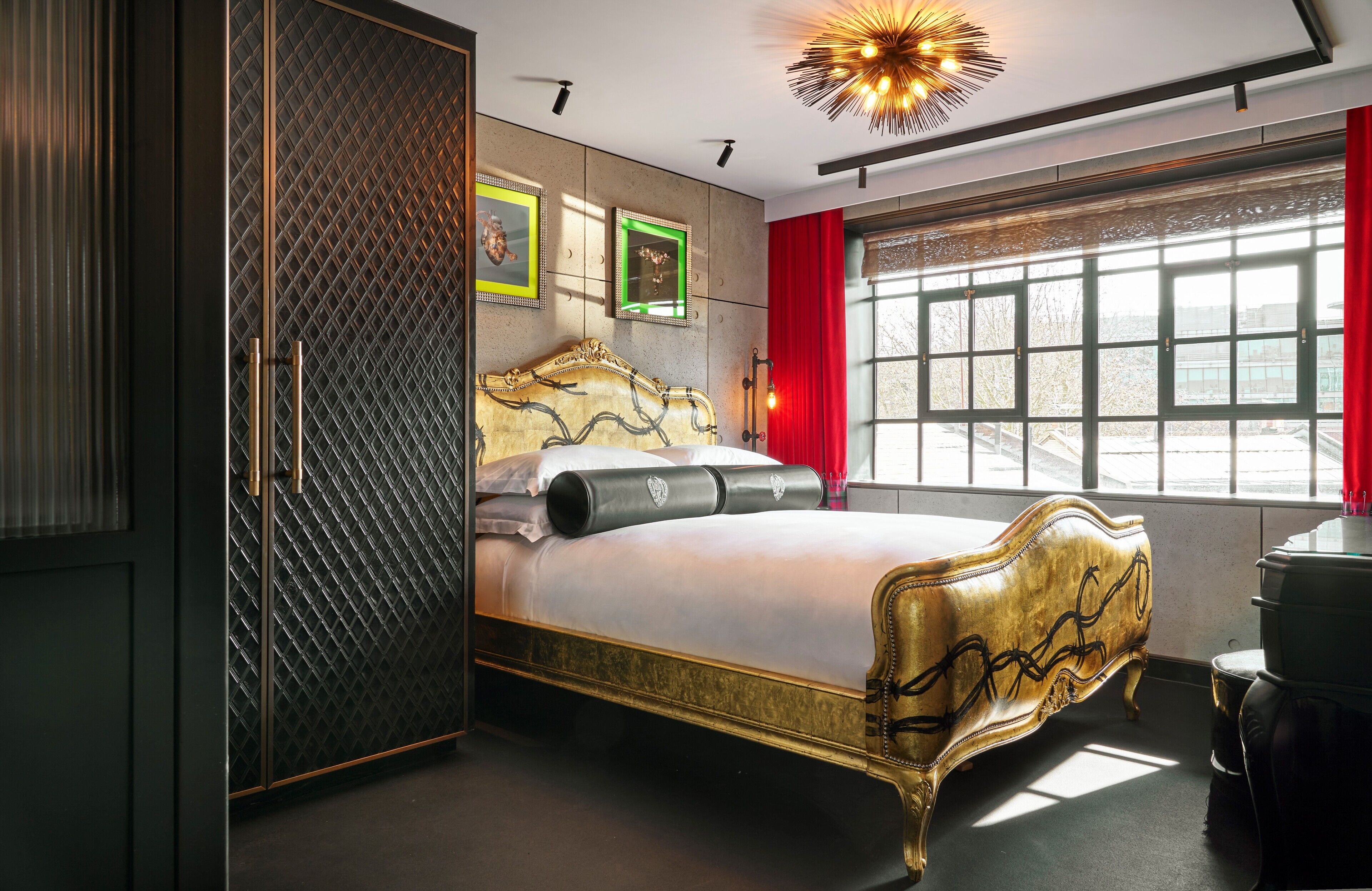 two bedroom lofthouse apartment | 1 bedroom, egyptian cotton sheets, premium bedding, select comfort beds