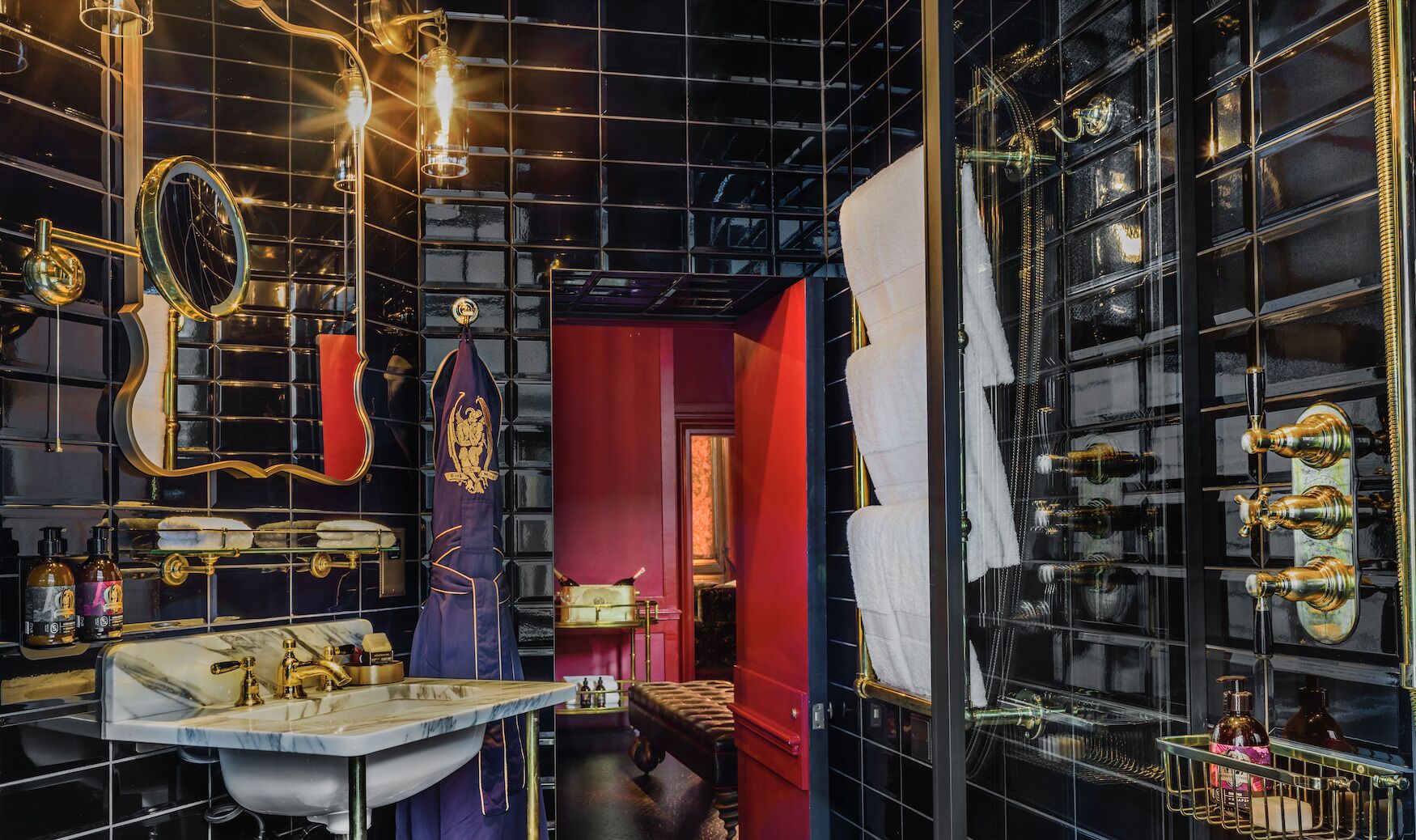 townhouse apartment | bathroom | designer toiletries, hair dryer, bathrobes, towels