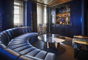 Clifton Apartment | Living area | 65-inch plasma TV with digital channels, TV, heated floors - Chateau Denmark London (London)