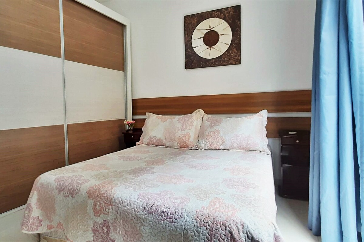 Ropa de cama de alta calidad y cortinas blackout 