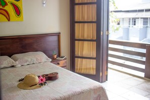 Habitació Deluxe | Roba de llit d'alta qualitat i cortines opaques 