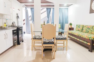 Economy Room | Ruang tamu