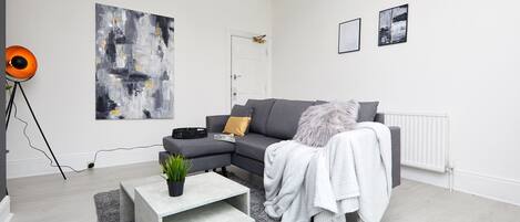 Hus, delt bad | Lounge