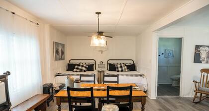 Farmhouse bed and bath with pool and hot tub