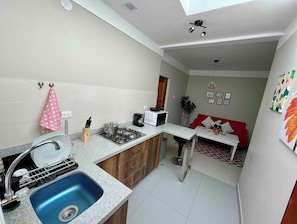 Microwave, stovetop, dishwasher, coffee/tea maker - Mini apartment for 2 (Cusco)