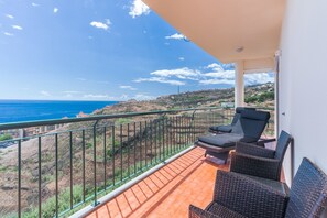 Balcony - Stunning Apartment with sea view (Santa Cruz)