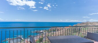 Stunning Apartment with sea view