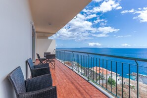 Balcony - Stunning Apartment with sea view (Santa Cruz)