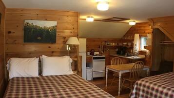 Standard-studiosviitti | Kannettavalle tietokoneelle sopiva työtila, ilmainen Wi-Fi