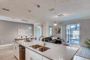 Interior - 4321 QS - Magical Haven Townhome w/ Pool (Kissimmee)