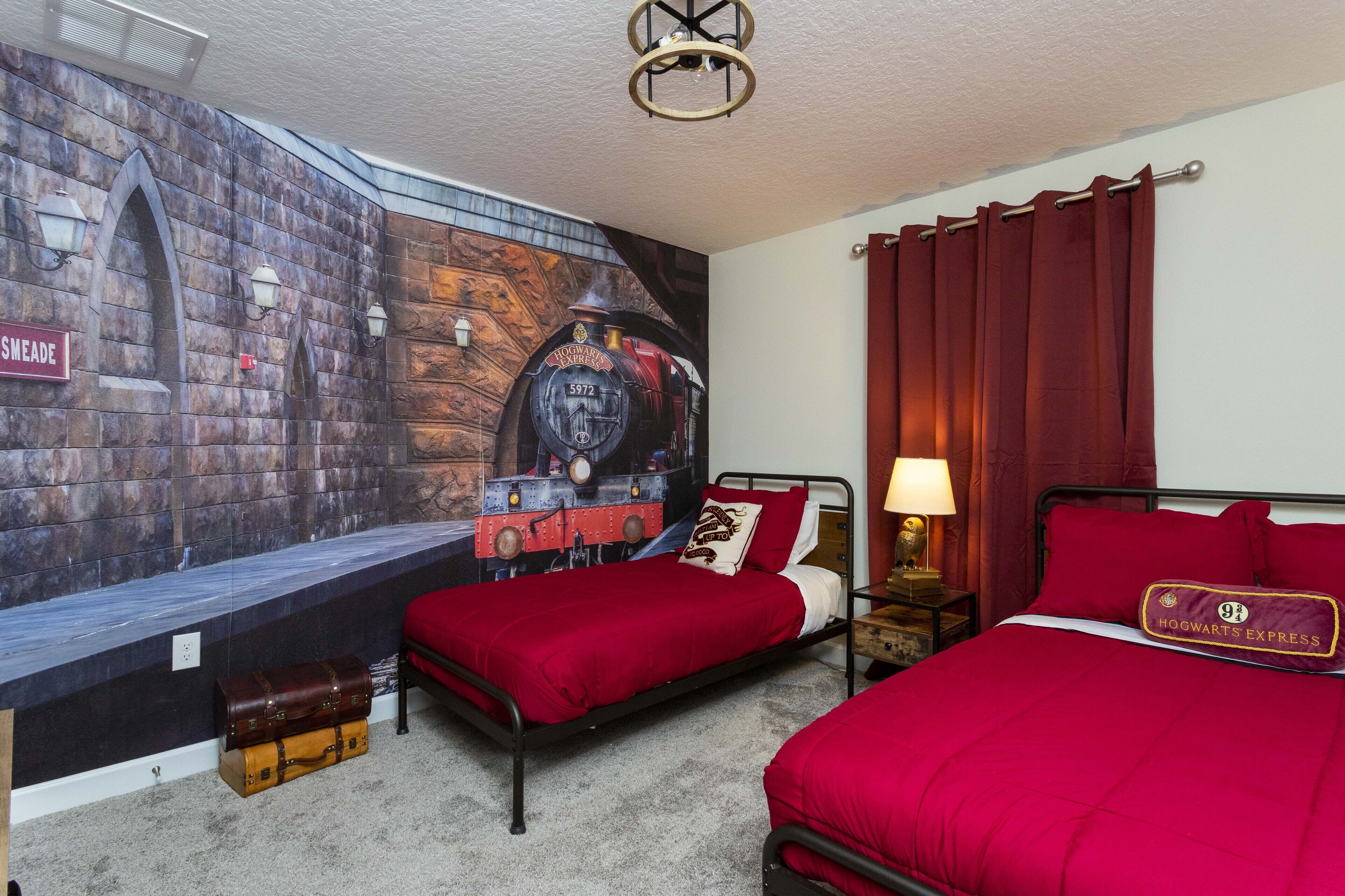 1180 CD - Magical 5BR Townhome with Pool