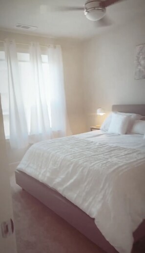 1 bedroom, WiFi, bed sheets