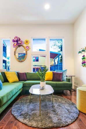 Televisio, työhuone