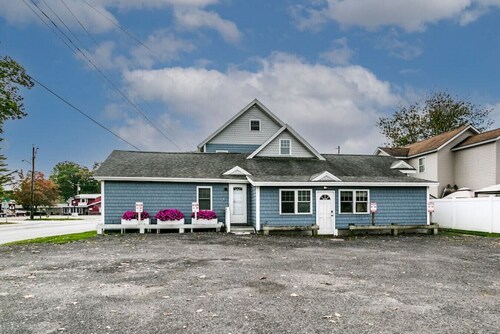 The Lilly Pad • Charming 1BR • Walk to Sylvan Beach