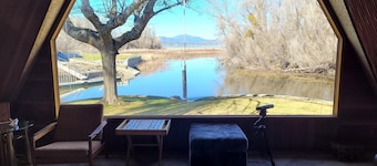 Picturesque sunset views perfect for couples, families and fishermen