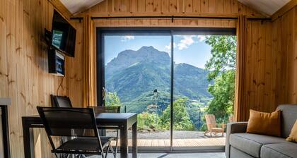 Les Petits Ecrins with private spas