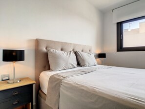 2 bedrooms, iron/ironing board, free WiFi, bed sheets - Penthouse apartment with private pool (Orihuela Costa)