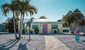 Property grounds - The Sea Turtle  (Nokomis)