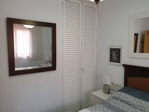 1 bedroom, iron/ironing board, bed sheets, wheelchair access