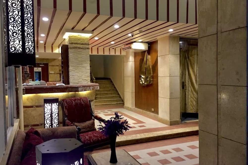 Sea Star Hotel