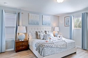 6 bedrooms, iron/ironing board, travel crib, free WiFi