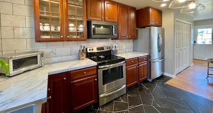 Belmont Carriage House