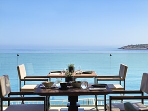 2 restaurants, breakfast served - NIKO Seaside Resort MGallery - Adults Only (Agios Nikolaos)