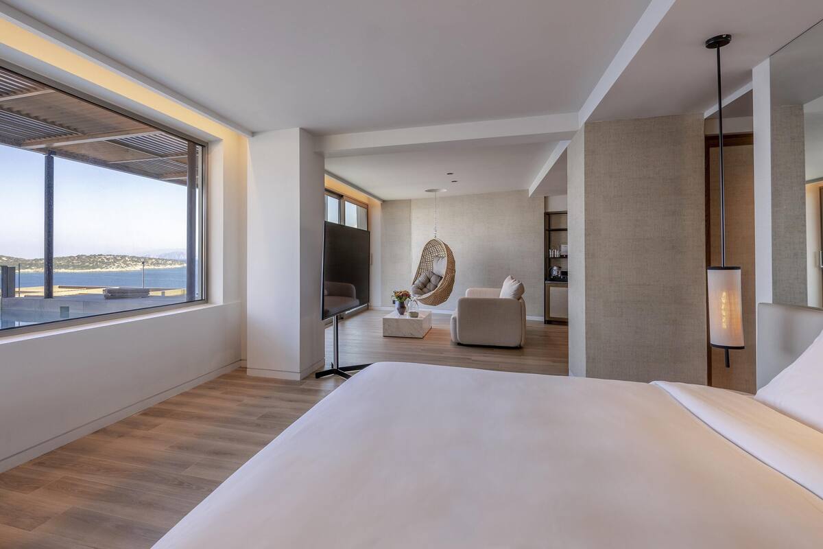 Superb Sea View Suite, Private Pool