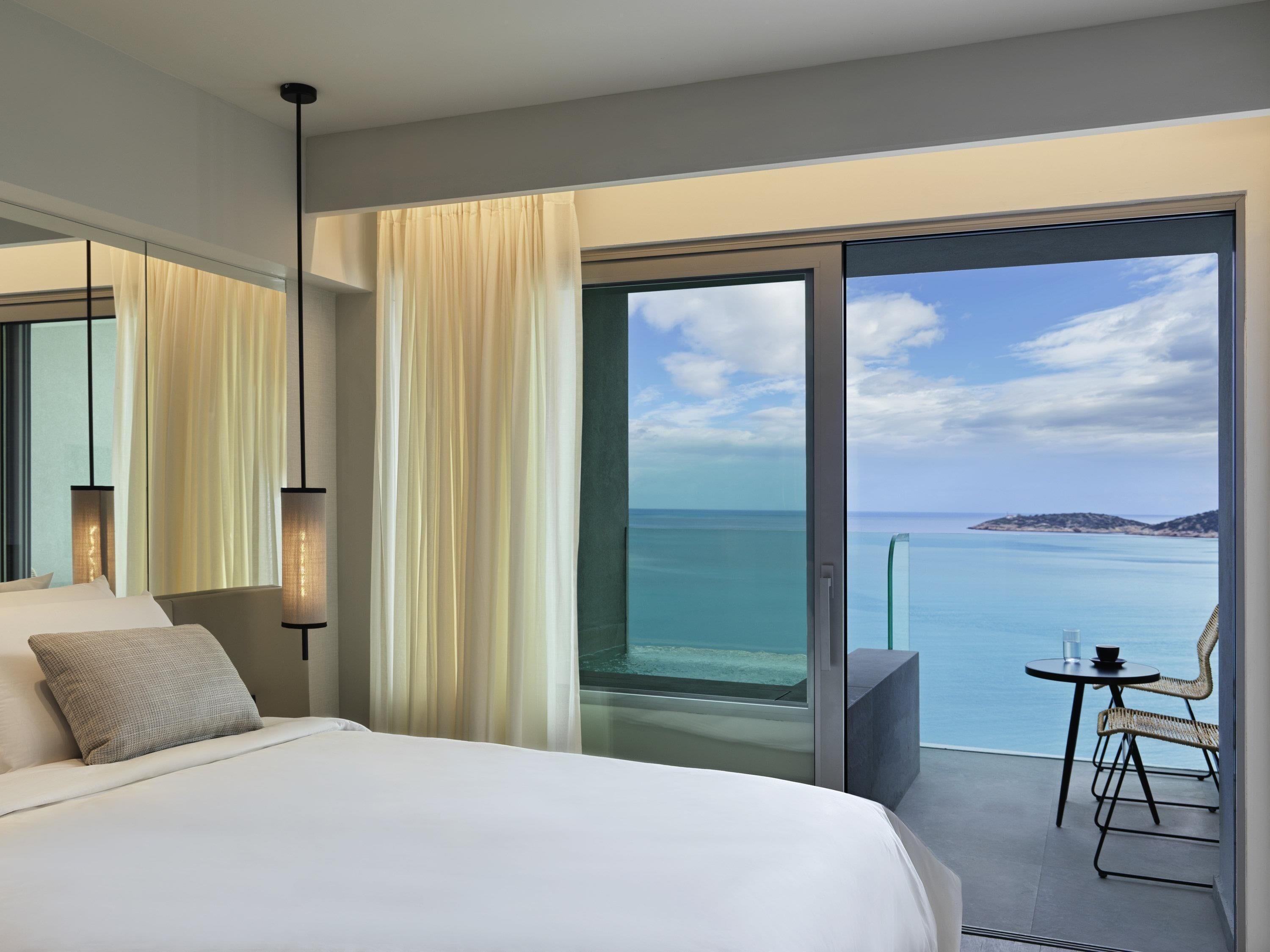Deluxe Stunning Plunge Pool, Sea View | Hypo-allergenic bedding, minibar, in-room safe, blackout drapes