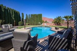 Unclassified image, 3 of 50, button - Beautiful, private outdoor oasis in sunny St George. (Ivins)