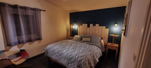1 Schlafzimmer, Schreibtisch, Bügeleisen/Bügelbrett, kostenloses WLAN