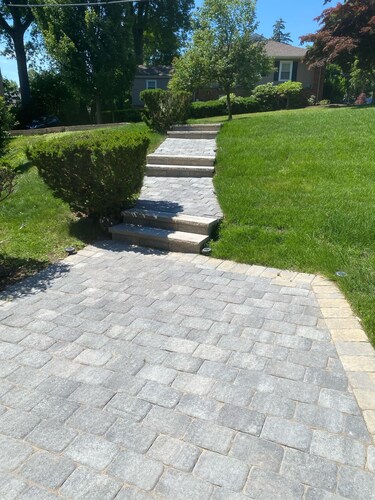 Newly renovated 5 bedroom house!