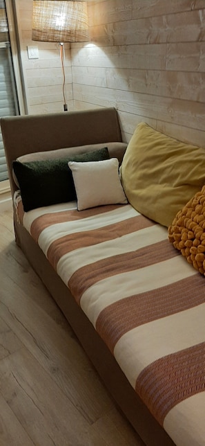 1 chambre, fer et planche à repasser, Wi-Fi